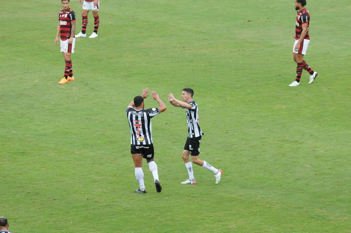 Fotos do jogo entre Atltico e Flamengo, no Mineiro, em Belo Horizonte, pela 13 rodada do Campeonato Brasileiro