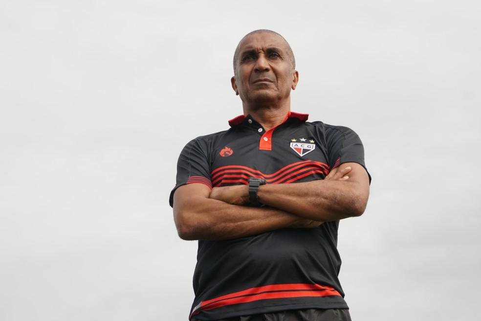Cristvo Borges: Com passagens em Vasco, Corinthians e Flamengo, Cristvo esteve  frente do Atltico Goianiense neste incio de temporada e, mesmo com um bom incio e trabalho, foi demitido por diferenas com a diretoria do clube.