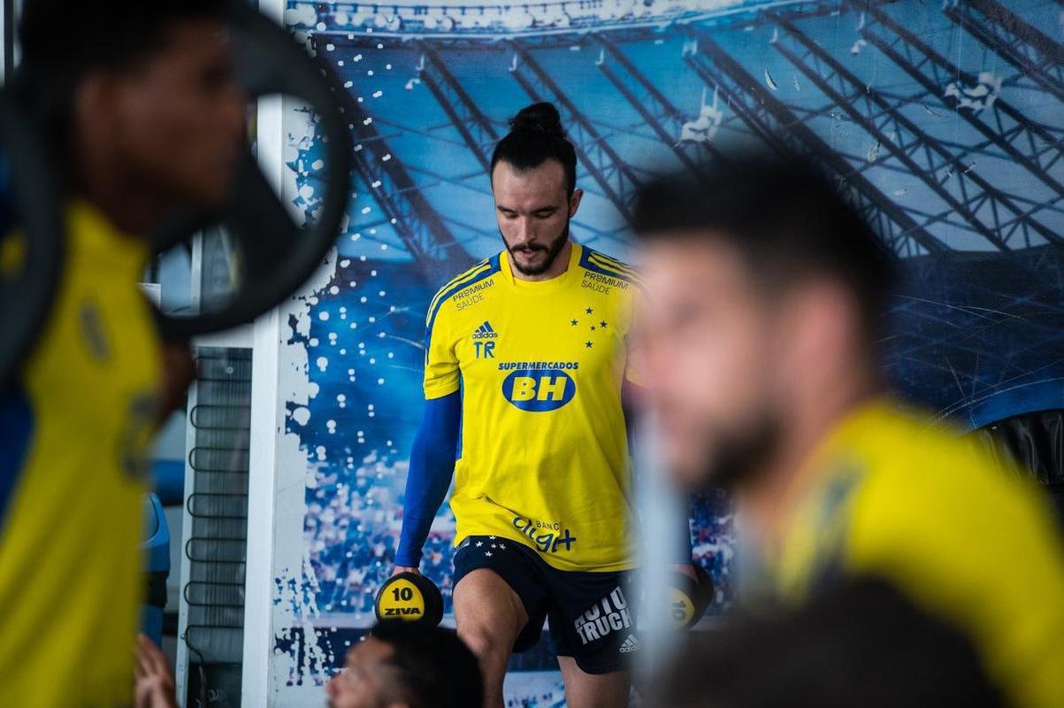 Imagens do treino do Cruzeiro na Toca da Raposa II nesta tera-feira (21/09)