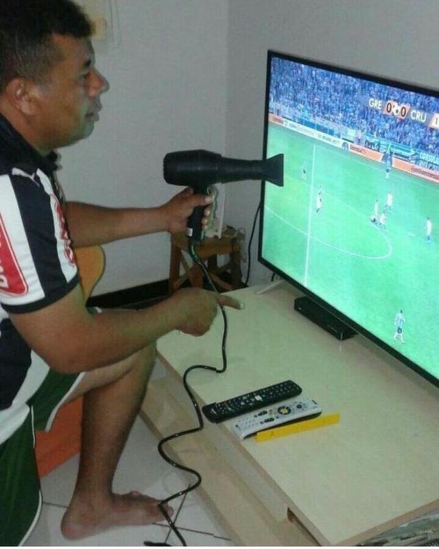 Cruzeiro busca empate com Flamengo, e torcida celeste pega no p de rivais