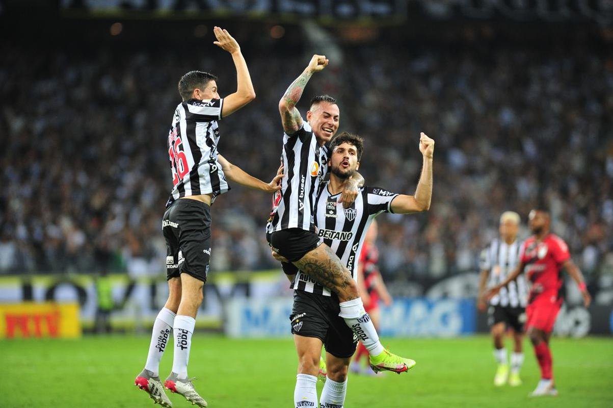 Fotos da vitria do Atltico sobre o Athletico-PR, no Mineiro, no jogo de ida da final da Copa do Brasil