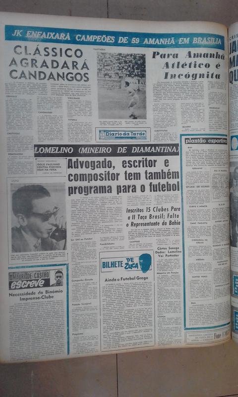 Em 1960, ano de fundao de Braslia, o ento presidente Juscelino Kubitschek convidou os dois clubes para um amistoso no acanhado Estdio Israel Pinheiro, com campo de terra, para celebrar a 'paz' entre os rivais, que haviam rompido em 1958. O nico clssico fora de Minas em territrio brasileiro terminou com empate por 2 a 2. O jornal Estado de Minas registrou o fato indito.