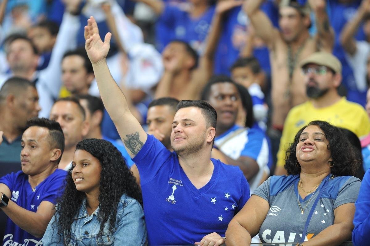 Fotos da torcida do Cruzeiro, no Mineiro, na vitria por 2 a 1 sobre o Fluminense, pela 21 rodada do Brasileiro