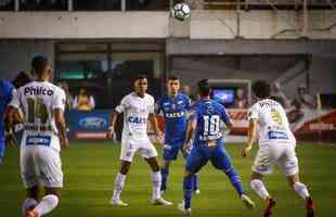 Fotos do jogo entre Santos e Cruzeiro, na Vila Belmiro, pelas quartas de final da Copa do Brasil