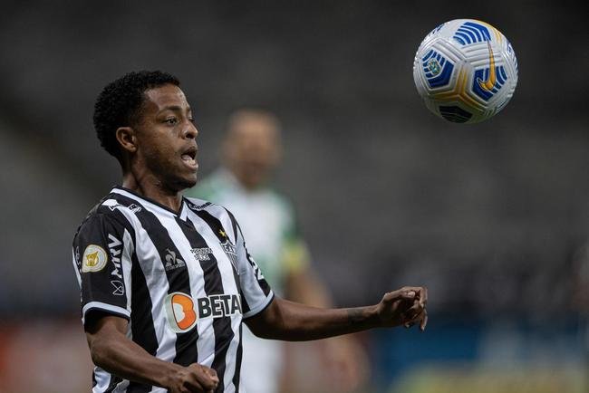 2� Keno - 10 assist�ncias
