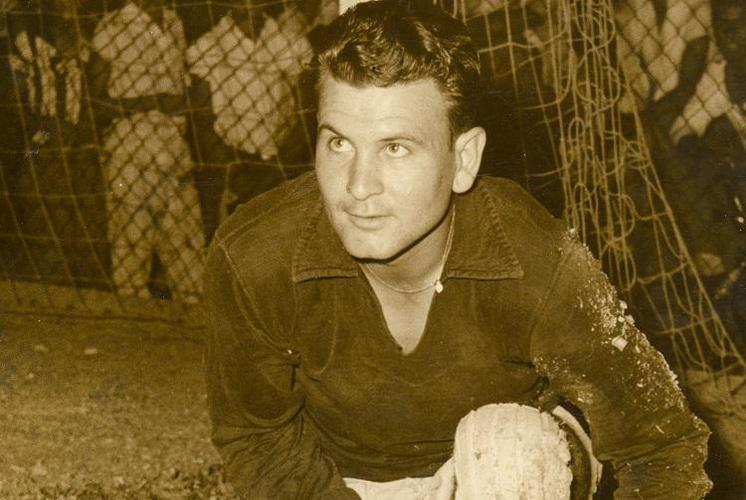 Mussula (goleiro) - Cruzeiro (1955-1957, 1961-1963); Atlético (1958, 1968-1973); América (1966)