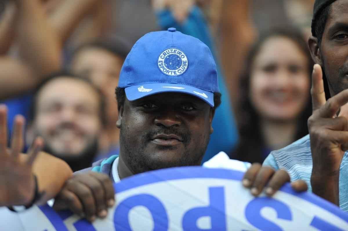 Torcida do Cruzeiro no clssico contra o Atltico, no Mineiro, pela 10 rodada do Estadual