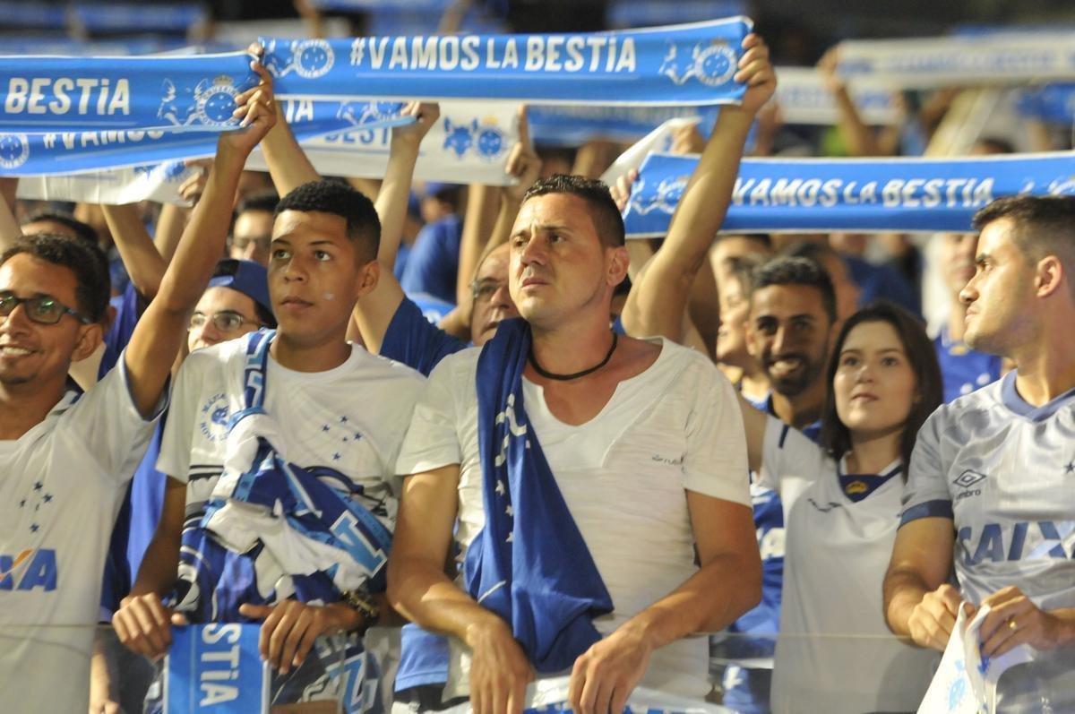 Torcida do Cruzeiro lotou o Mineiro na partida contra o Boca Juniors pela Libertadores