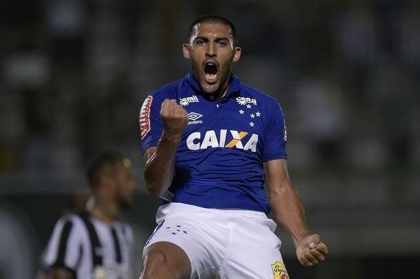 Fotos de Botafogo x Cruzeiro, no Estdio Luso-Brasileiro, pelo jogo de ida das oitavas de final da Copa do Brasil