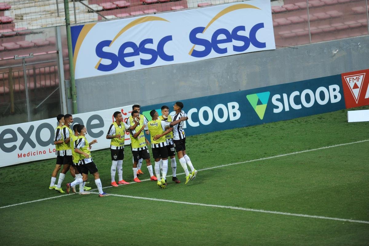 Fotos da vitria do Atltico sobre o Patrocinense, por 3 a 1, no Independncia, em Belo Horizonte, pela quarta rodada do Campeonato Mineiro. Mando foi do clube do interior, que no pde realizar a partida em Patrocnio devido ao elevado nmero de casos de COVID-19 na cidade.