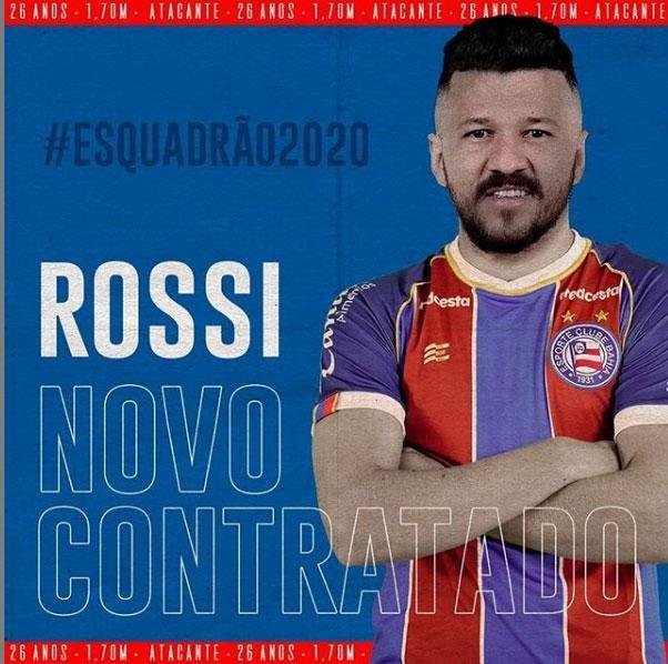 O Bahia anunciou a contratao do atacante Rossi, que estava no Vasco