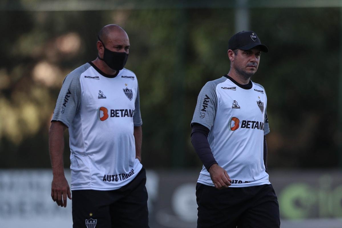 Com novo uniforme de treino, Atlético fechou nesta sexta-feira sua preparação para enfrentar o Athletic, às 19h deste sábado, no Independência, pela 11ª rodada do Campeonato Mineiro