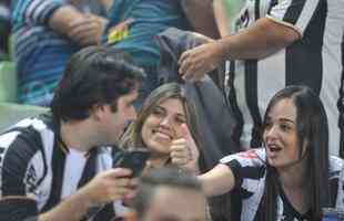 Em jogo com chuva de granizo e 'apago' no Horto, Galo  batido pelo Internacional por 1 a 0