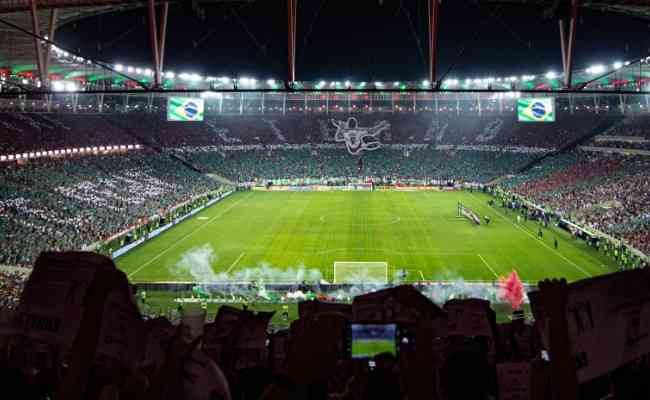 Torcida do Fluminense lotou Maracanã para homenagear Fred na despedida dos gramados