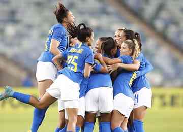 Seleção Brasileira de futebol feminino venceu a África do Sul por 5 a 0 em amistoso para a Copa de 2023, que será realizado na Austrália e na Nova Zelândia.