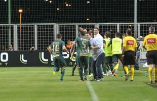 Tcnico Adilson Batista durante sua estreia no comando do Amrica, diante do Internacional