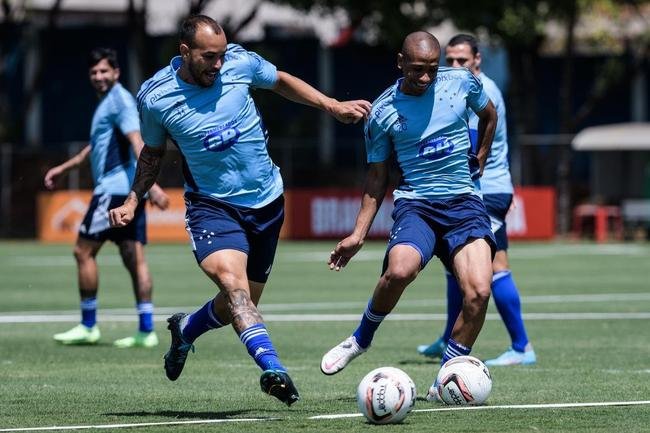 Cruzeiro se prepara para duelo contra o Vasco