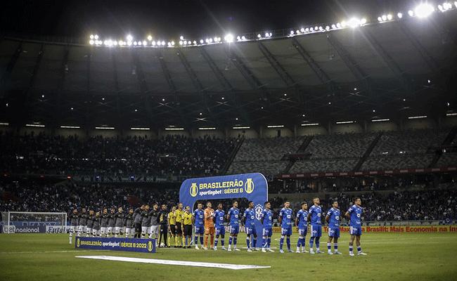 Cruzeiro abriu 13 pontos de vantagem para o quinto colocado