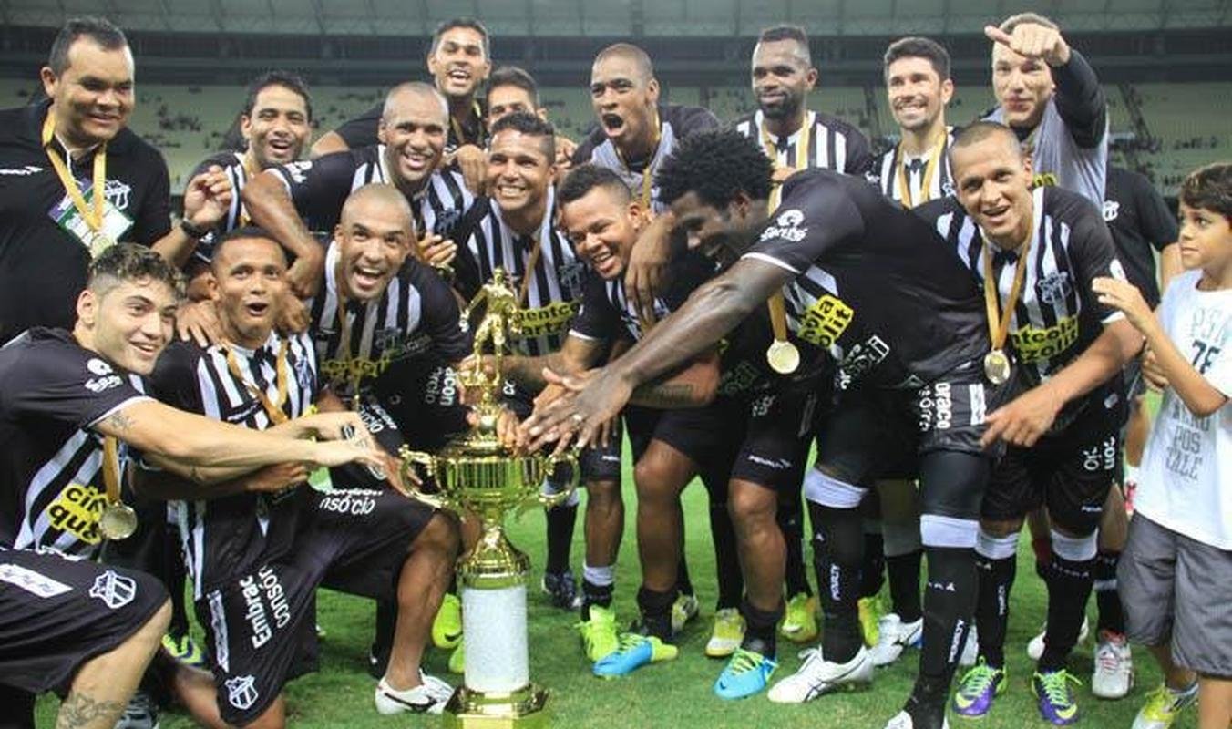 Cear - campeo estadual, mas no subiu em 2014
