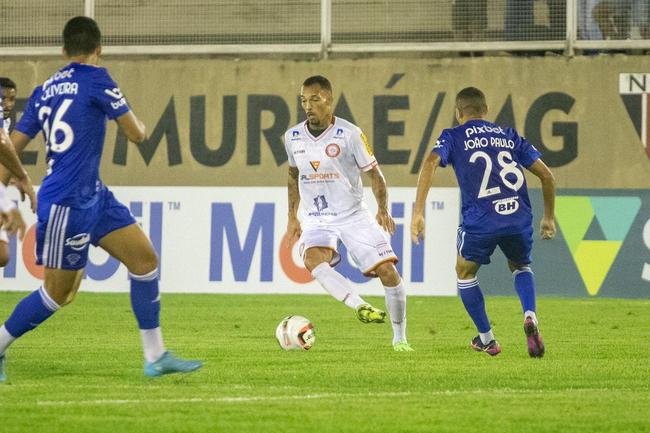 Tombense e Cruzeiro se enfrentaram pela Srie B