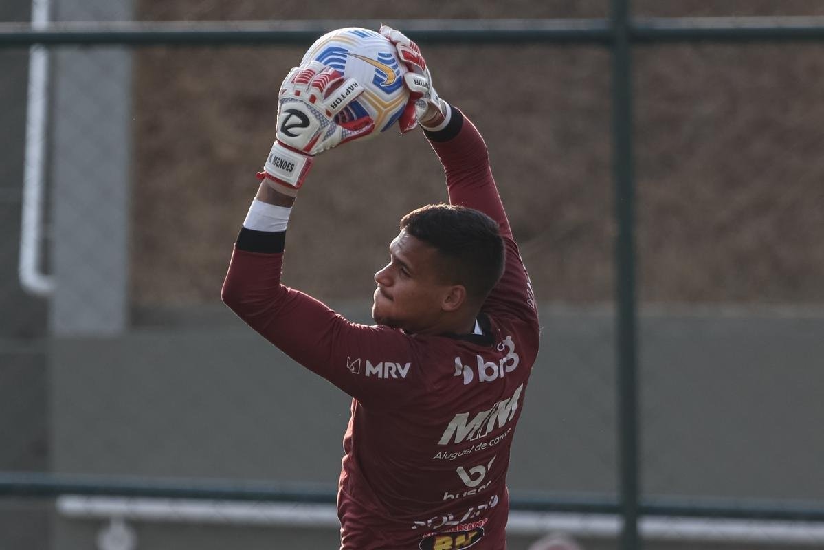 Matheus Mendes (goleiro)