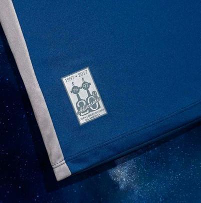 Veja imagens da nova camisa número 3 do Cruzeiro lançada pela Umbro