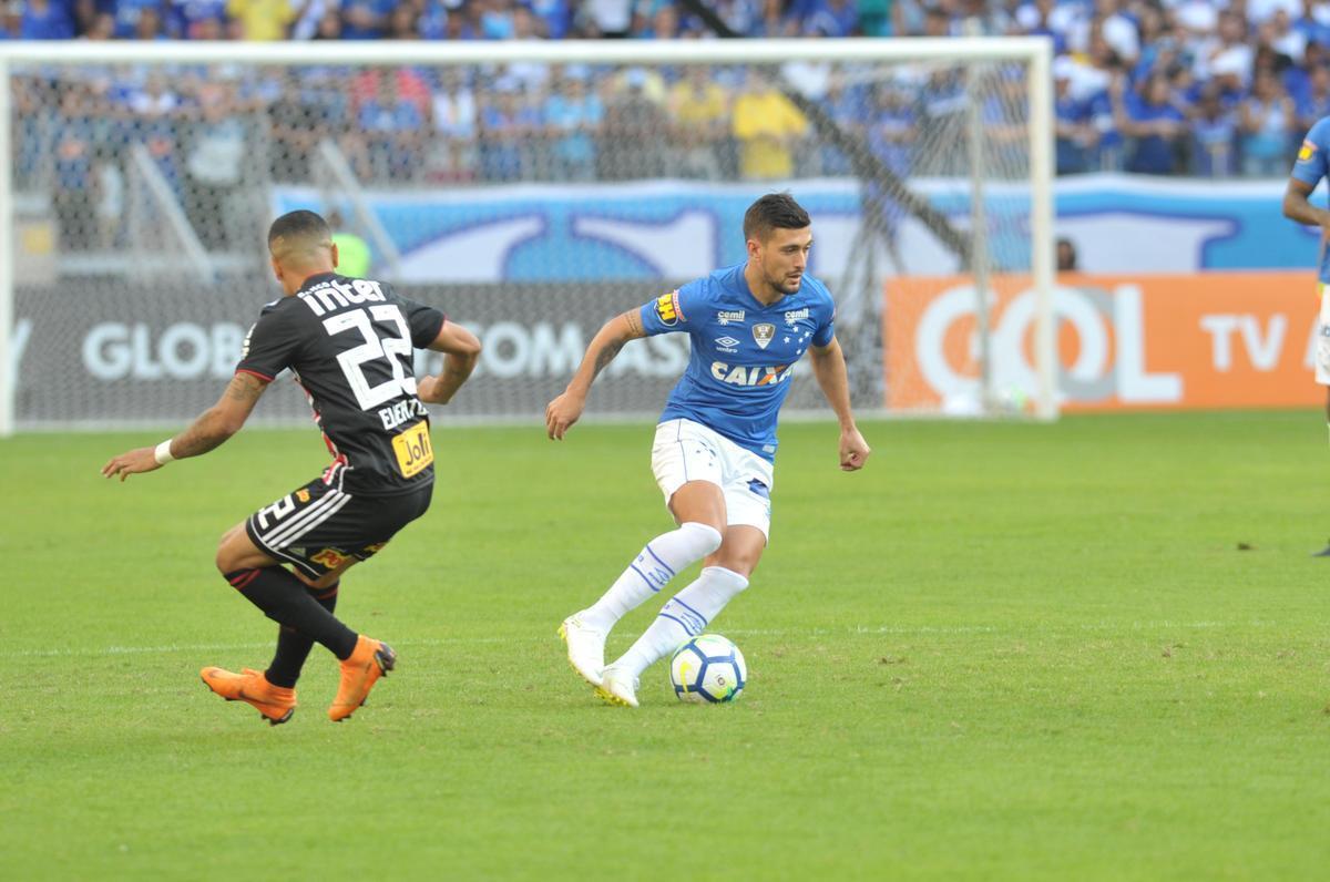 Fotos do jogo entre Cruzeiro e So Paulo