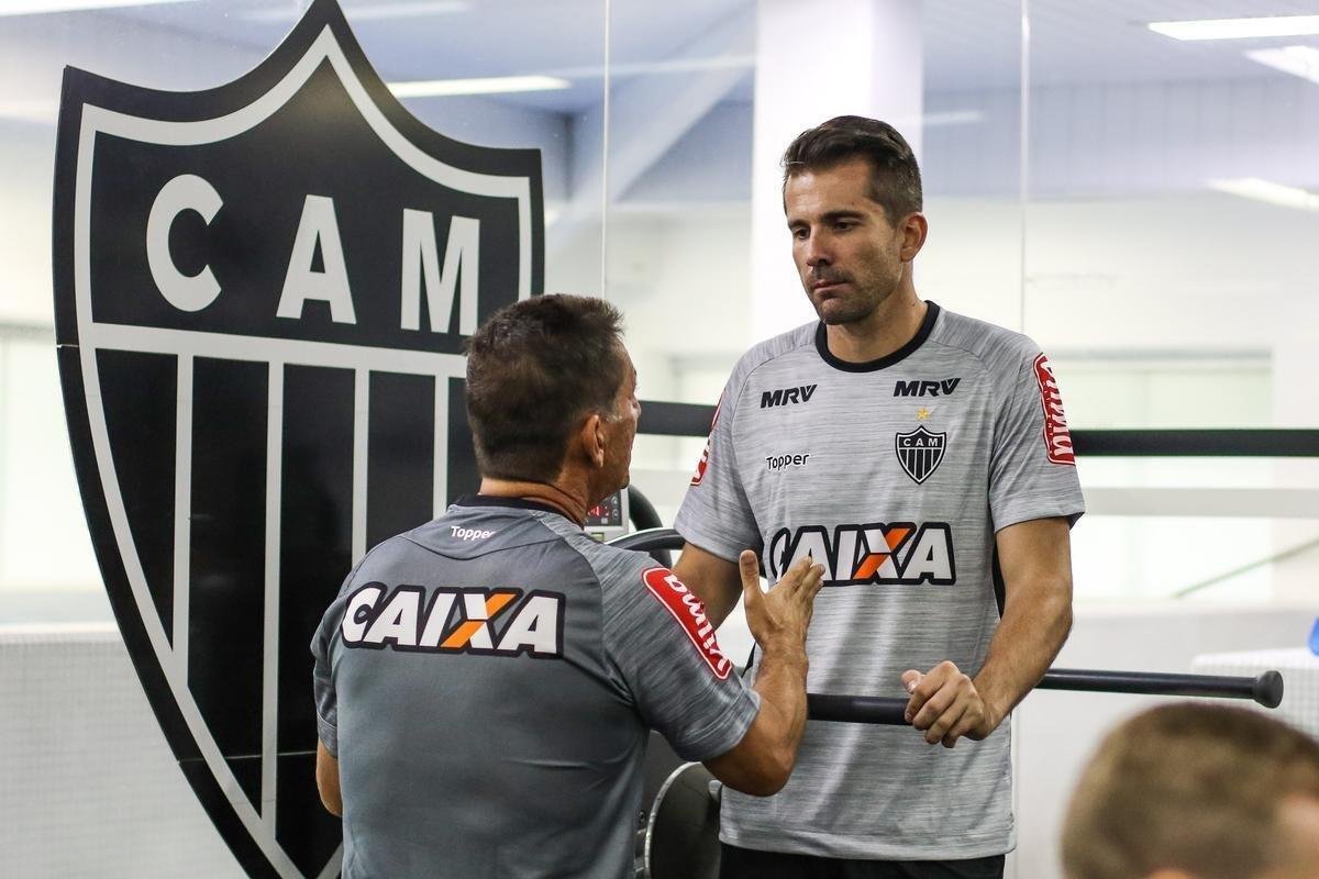 Veja fotos dos jogadores do Atltico no dia da reapresentao