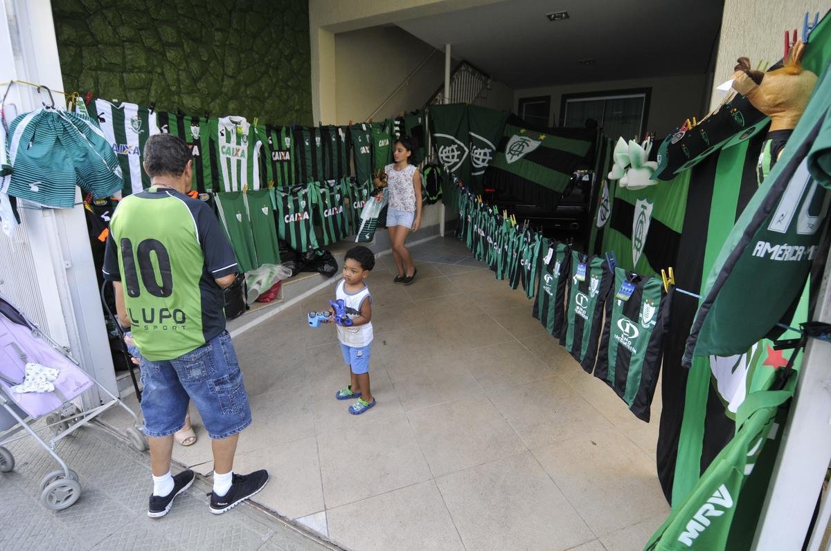 Torcida alviverde compareceu ao Independncia para a estreia do Coelho na temporada