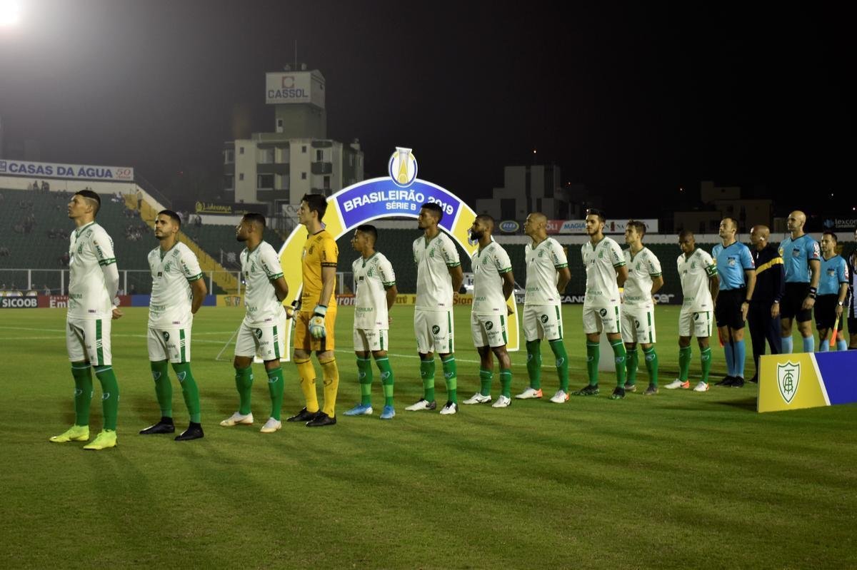 Amrica e Figueirense se enfrentaram pela 28 rodada da Srie B do Campeonato Brasileiro