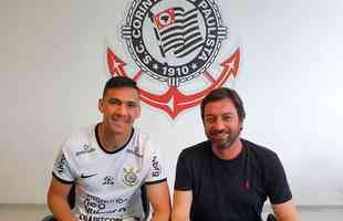 Corinthians contratou o zagueiro Balbuena