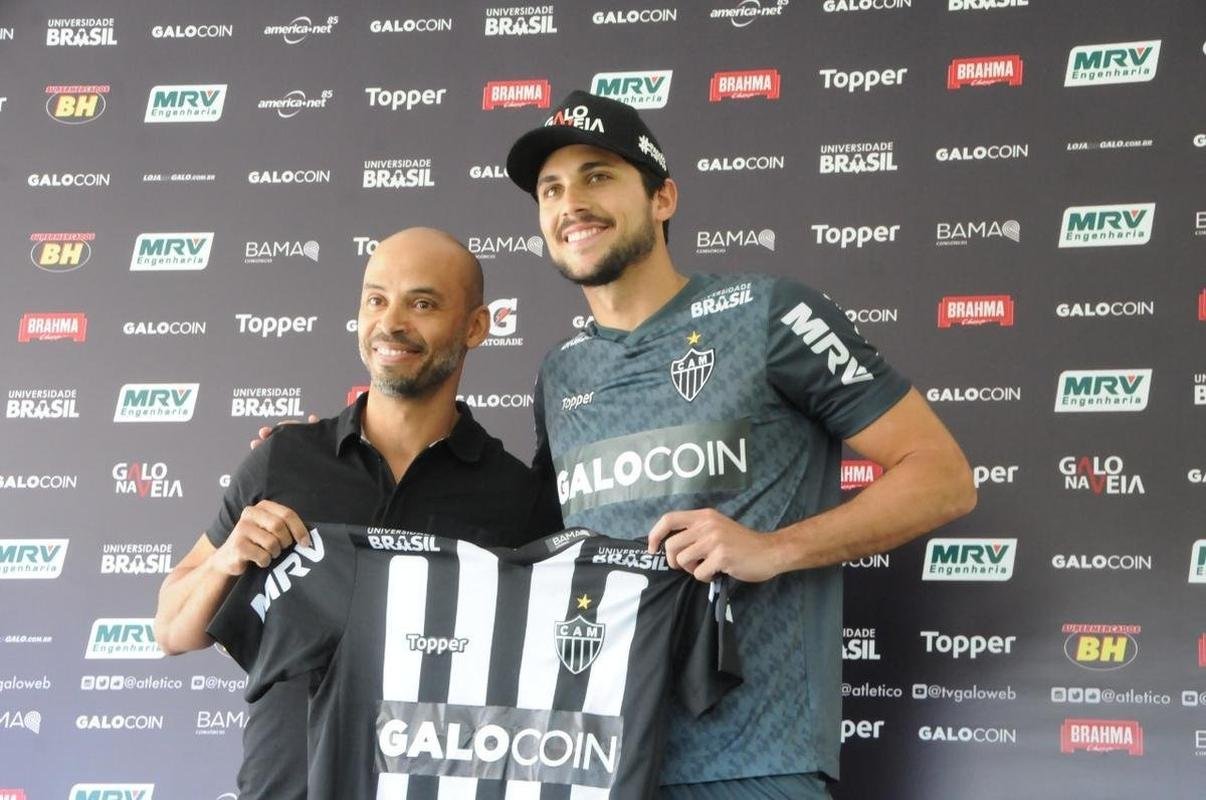 Defensor Igor Rabello deixou o Botafogo para assinar por cinco anos com o Atltico 