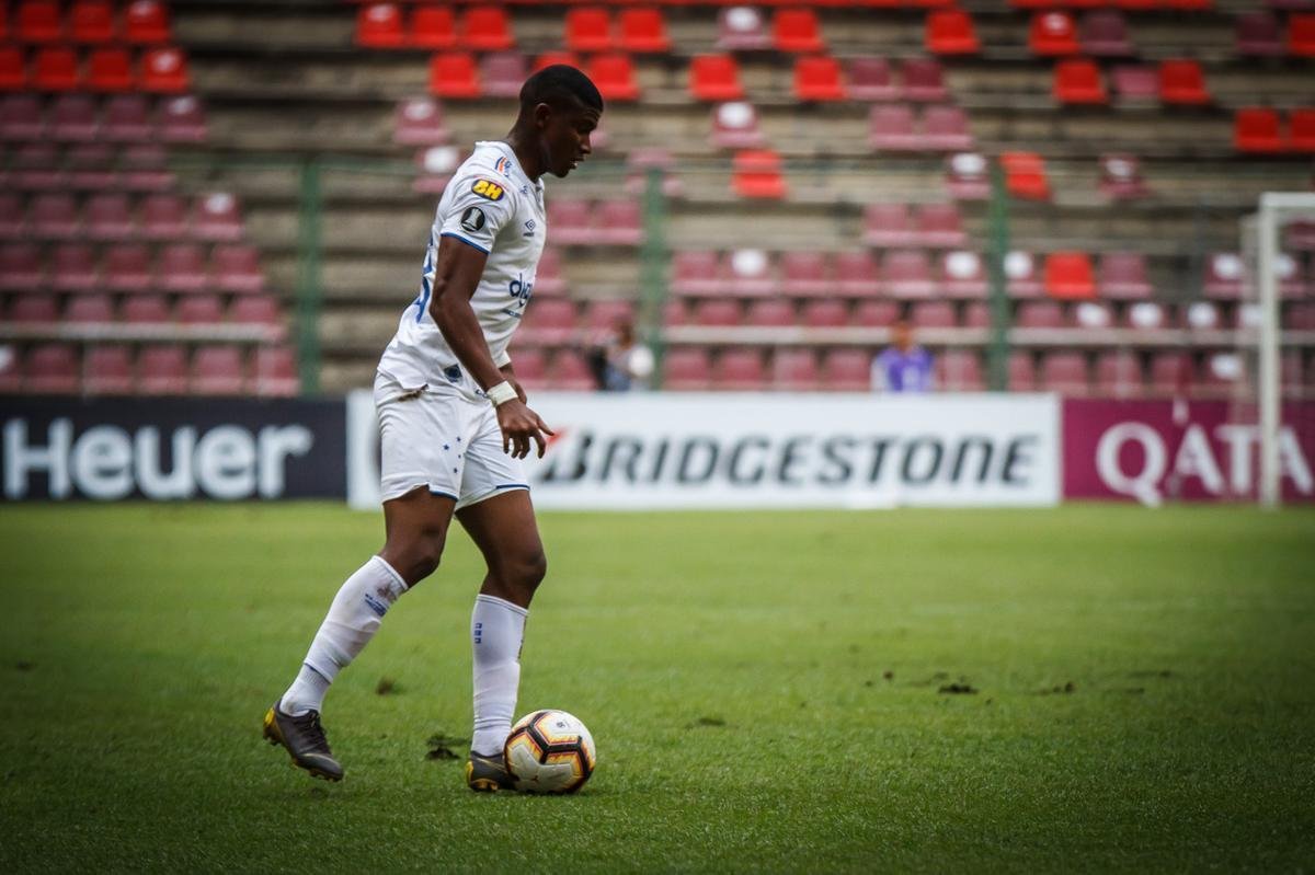 Fotos de Deportivo Lara x Cruzeiro, em Cabudare, na Venezuela, pela quinta rodada do Grupo B da Copa Libertadores