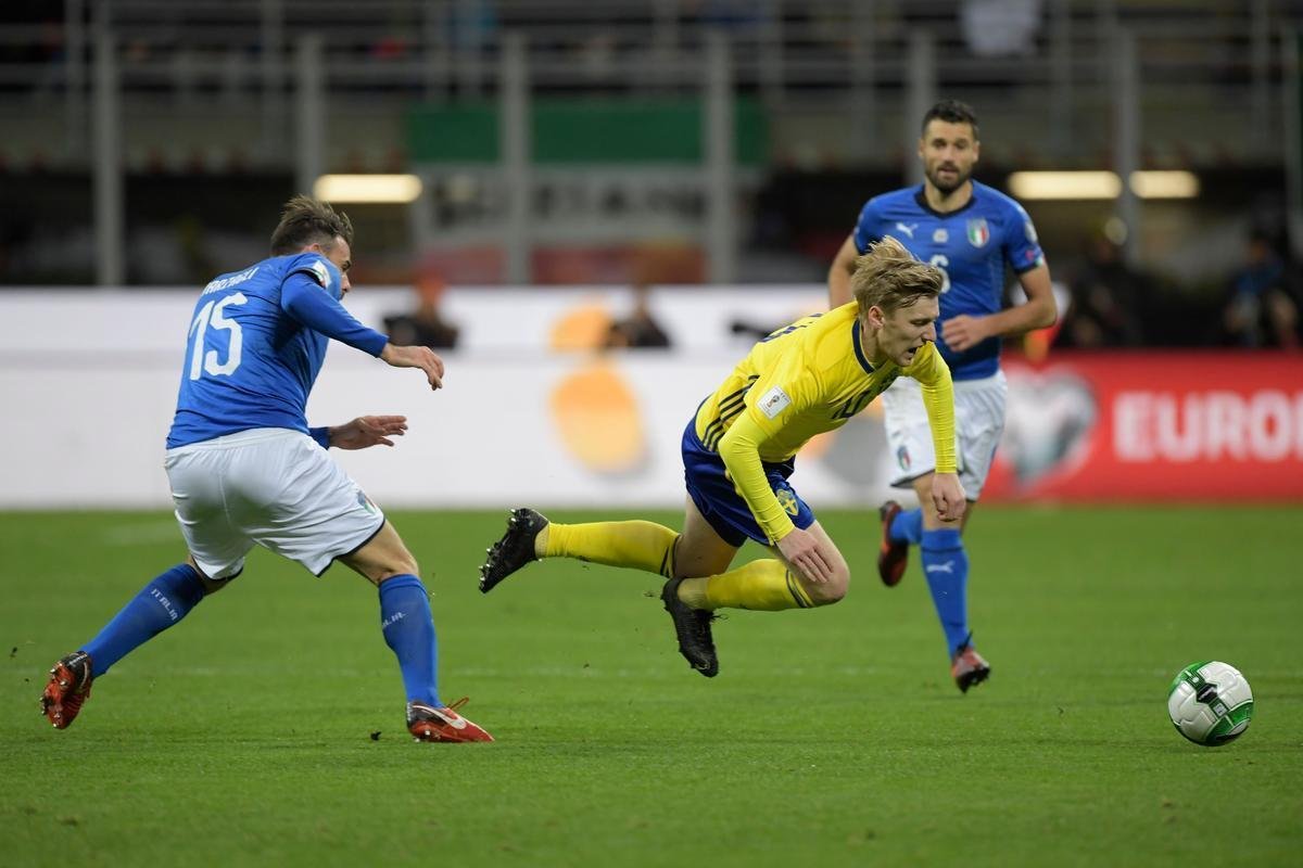 Itlia empata em Milo com a Sucia, por 0 a 0, e fica fora da Copa pela terceira vez na histria