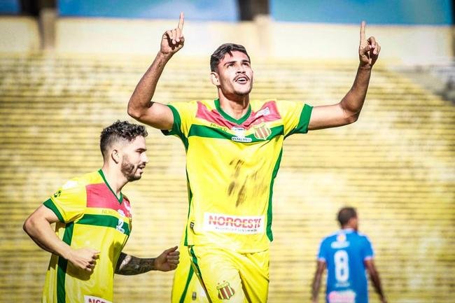 Sampaio Corra: 10 jogos, 4 vitrias, 4 empates e 2 derrotas. Atuou pelo Campeonato Maranhense, Copa do Nordeste e Copa do Brasil, torneio em que foi eliminado na primeira fase.