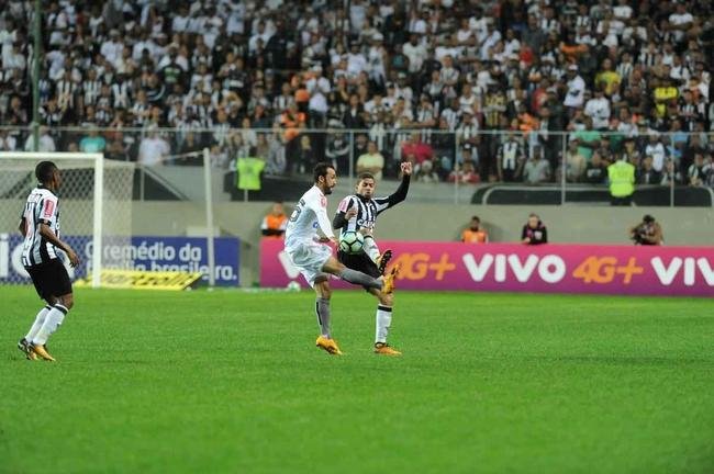 Atl�tico e Santos se enfrentaram, no Independ�ncia, pela 13� rodada do Campeonato Brasileiro