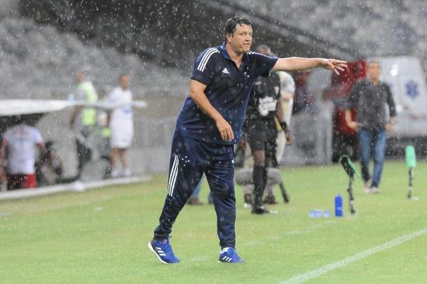 Cruzeiro x Villa Nova: veja fotos da partida vlida pela terceira rodada do Campeonato Mineiro