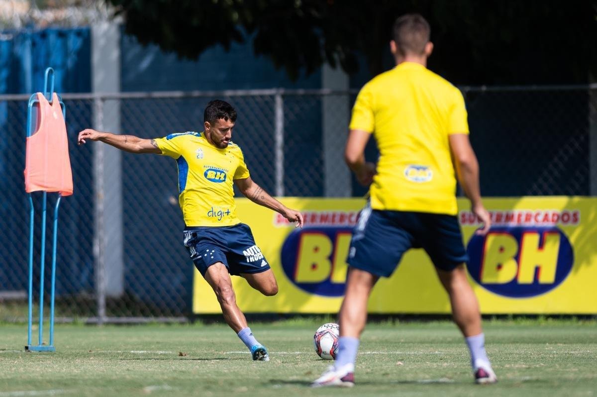 Cruzeiro precisa vencer o Amrica por dois gols de diferena para ir  final do Mineiro 