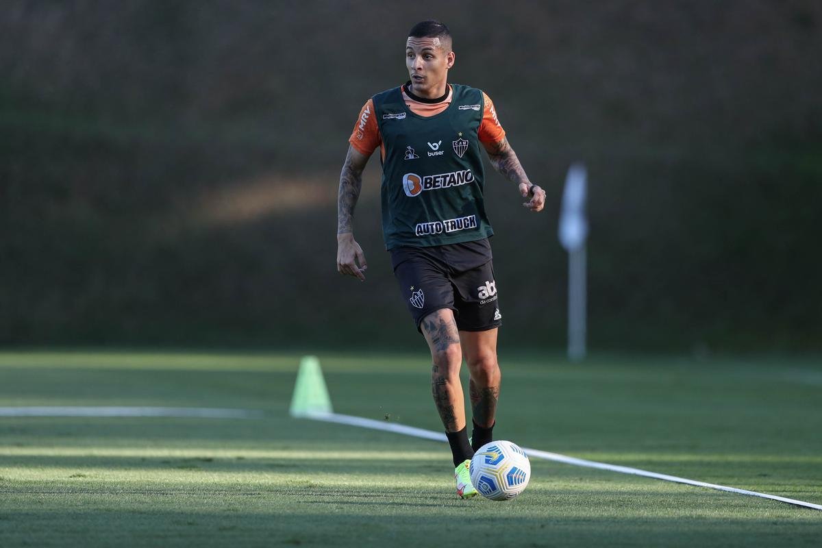 Fotos do primeiro treino de Diego Costa pelo Atltico