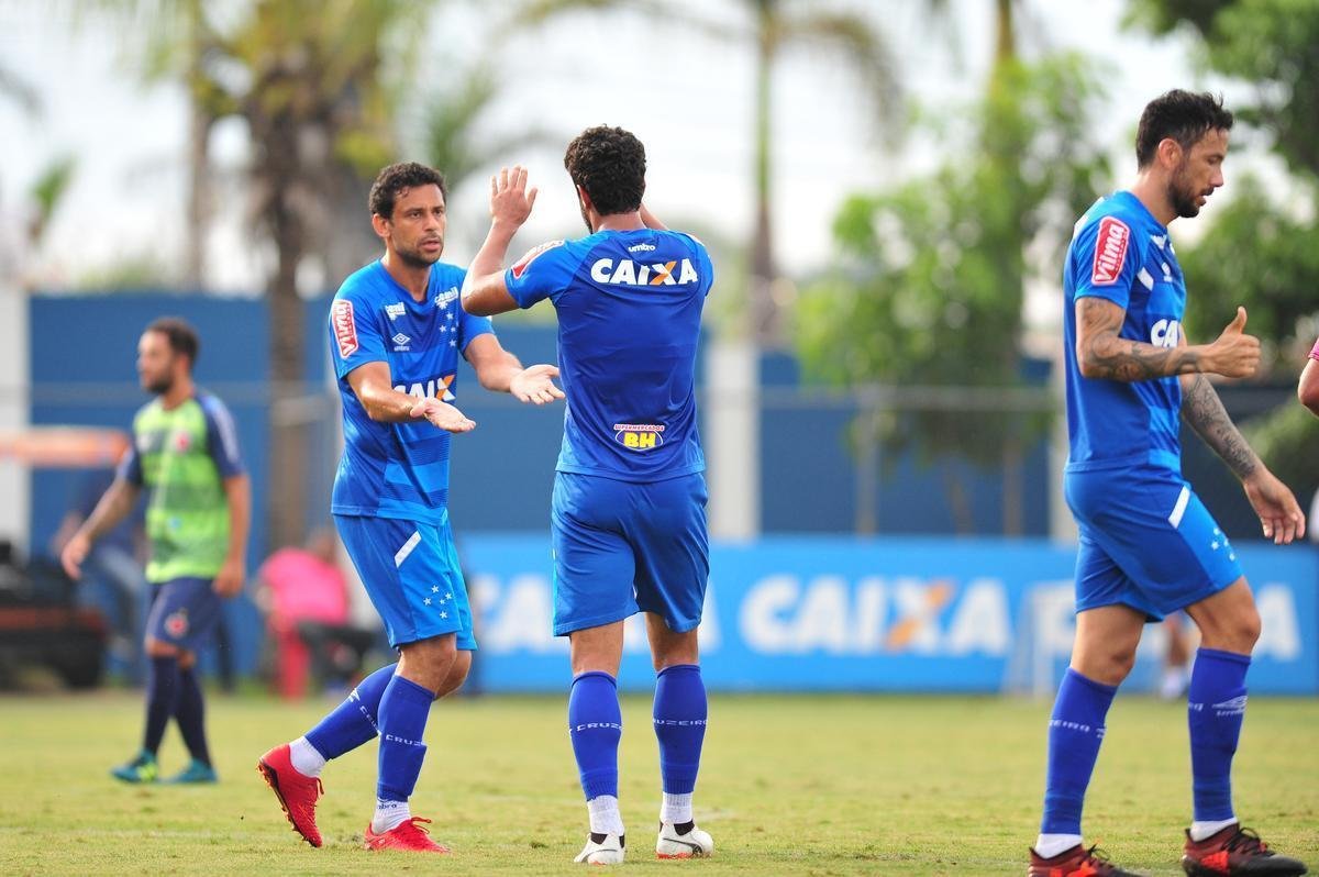 Imagens do jogo-treino entre Cruzeiro e Ipatinga, na Toca da Raposa II, nesta sexta-feira (12/01)