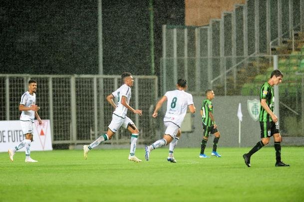 Fotos da estreia do Amrica no Mineiro: empate por 2 a 2 com a Caldense