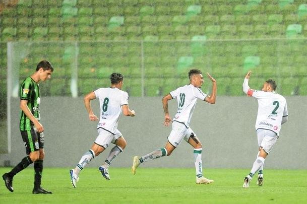 Fotos da estreia do Amrica no Mineiro: empate por 2 a 2 com a Caldense
