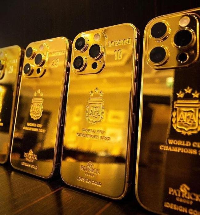 Iphones foram banhados a ouro pela Idesign Gold, a pedido de Lionel Messi