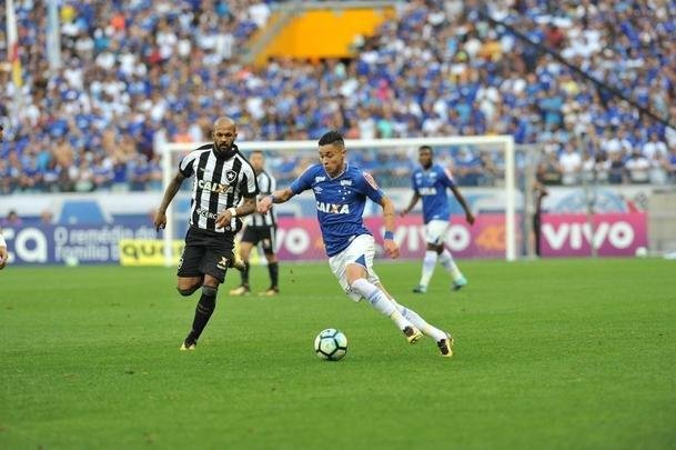 Imagens do jogo entre Cruzeiro e Botafogo, pela 19 rodada do Brasileiro, no Mineiro