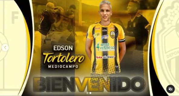 Edson Tortolero, meio-campista (Deportivo Táchira, da Venezuela)