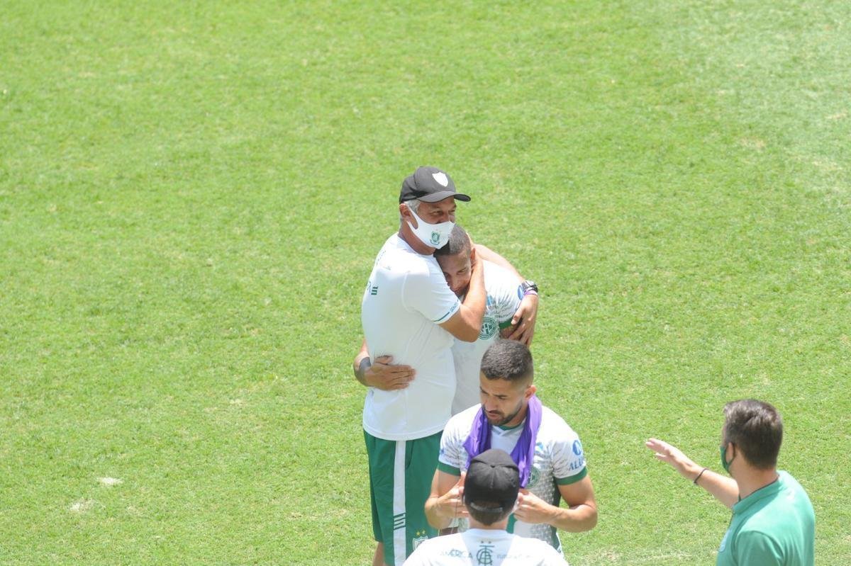 Equipes se enfrentaram neste sbado, pela 13 rodada da competio