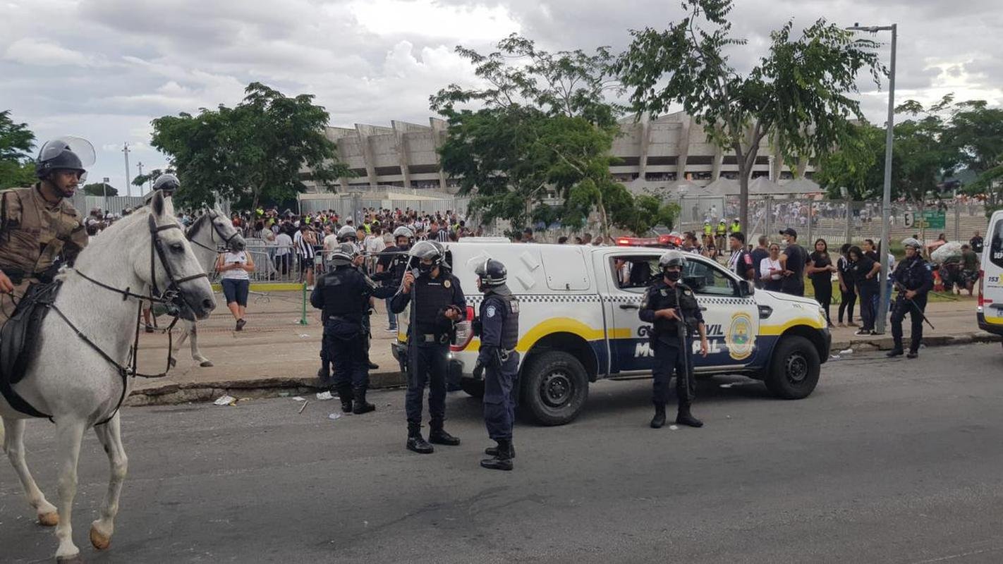 Chegada da torcida do Atltico ao Mineiro para a final da Copa do Brasil, contra o Athletico-PR