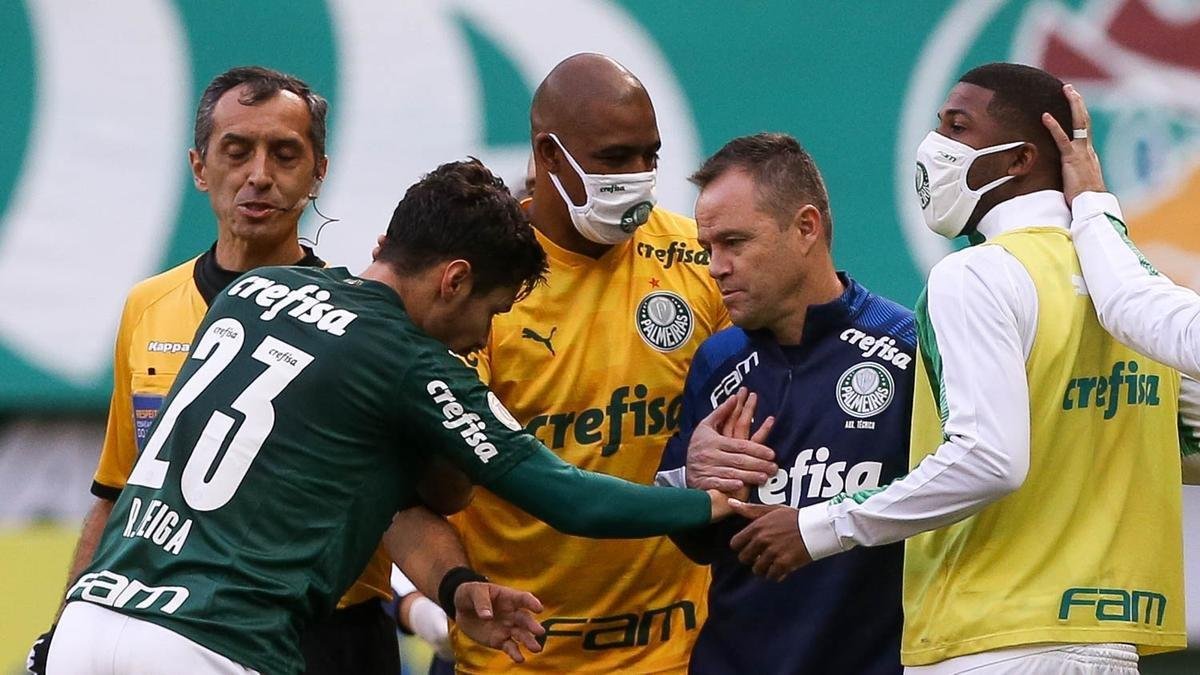 Fotos do duelo entre Palmeiras e Atlético, no Allianz Parque, em São Paulo, pela 19ª rodada do Campeonato Brasileiro