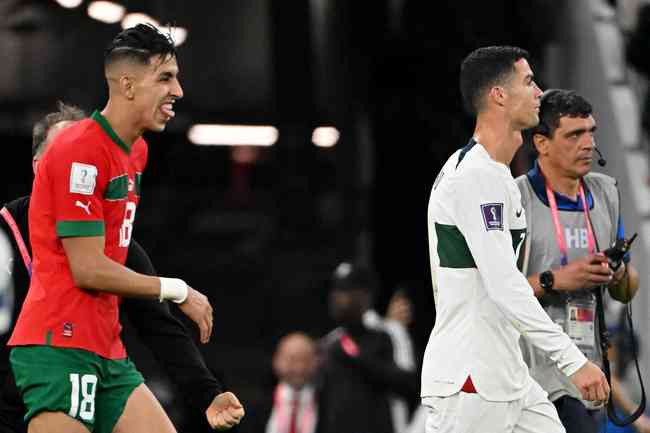 Cristiano Ronaldo começa jogo contra a Suíça no banco de reservas -  Superesportes