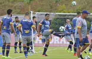 Galeria de fotos do treino recreativo do Cruzeiro desta tera-feira, na Toca II (Juarez Rodrigues/EM D.A Press)